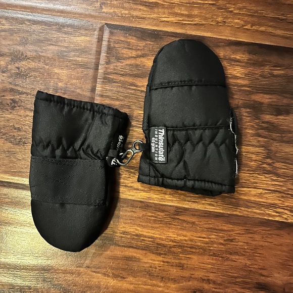 Kids’ Thinsulate Mittens - Picture 1 of 2